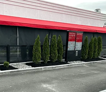 Embellissement extérieur pour façade commerciale – Rive-Sud de Québec